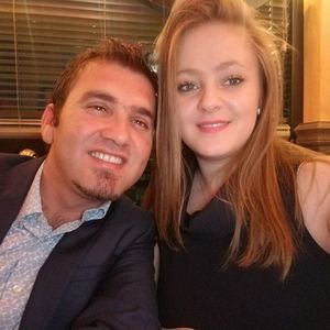 Meet your Posher, Tony tuki